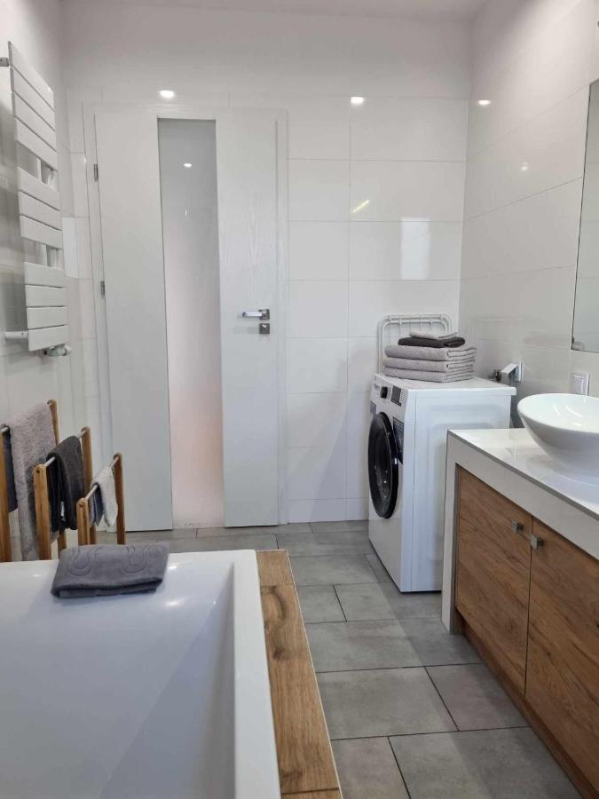 Domek Pod Swierkami -Apartament Swierkowy IV Kudowa-Zdrój Kültér fotó